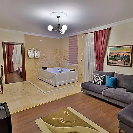 Hotel Yellow Stone House 5*